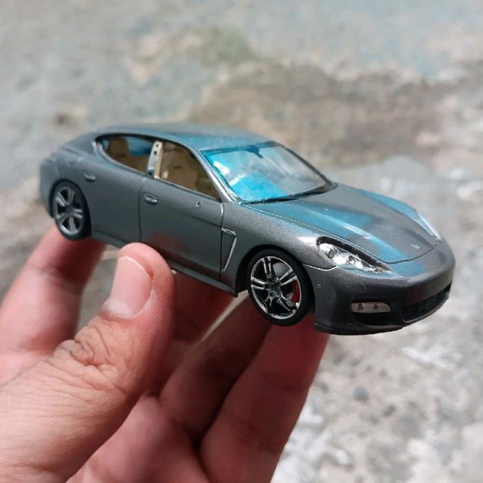 minichamps porsche panamera turbo bahan custom skala 1:43 diecast porsche minichamps loose diecast l