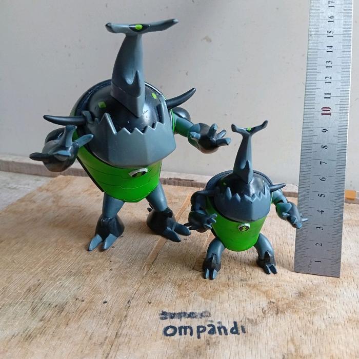 Mainan Anak ben 10 omniverse eatle Loose