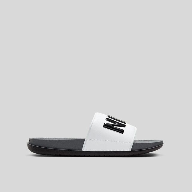 Nike Offcourt Adjust BQ4639-001 Sandal Pria 120496303