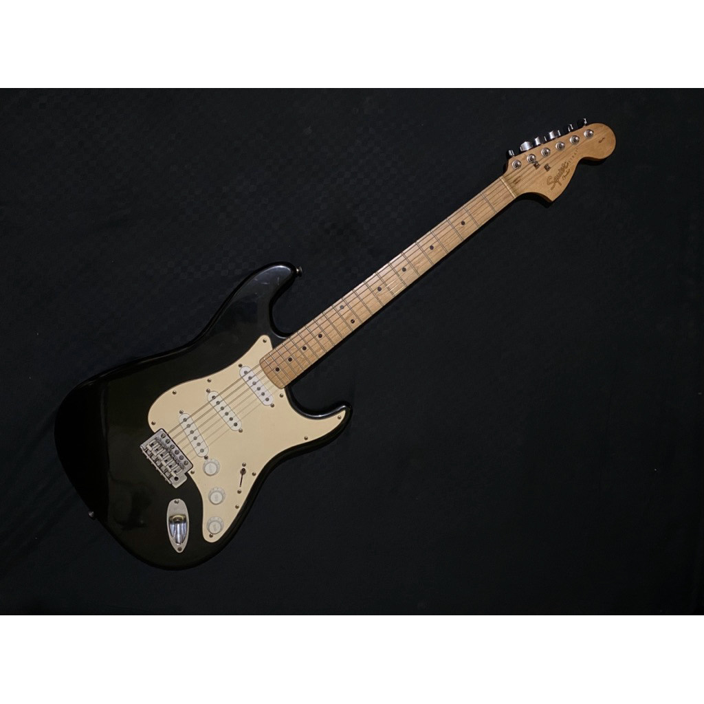 gitar Squier by Fender Stratocaster Affinity 2015 Original