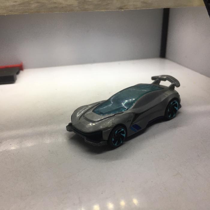 hotwheels gazella r loose junk 2ND
