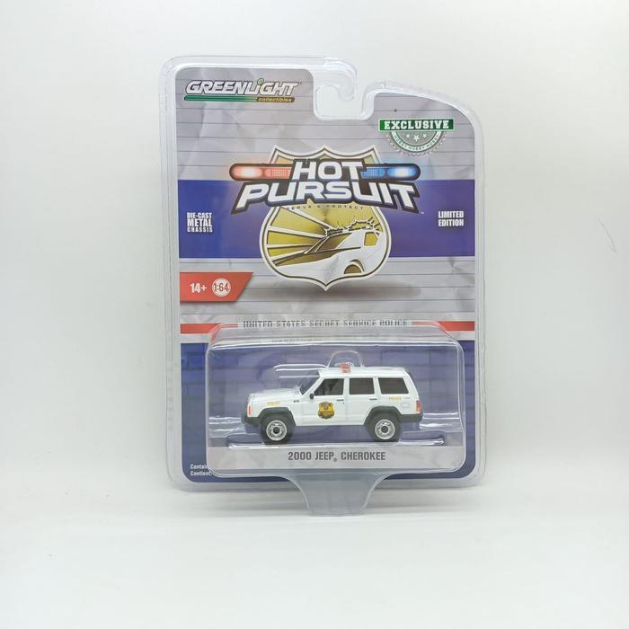 GreenLight HOT PURSUIT 2000 JEEP CHEROKEE