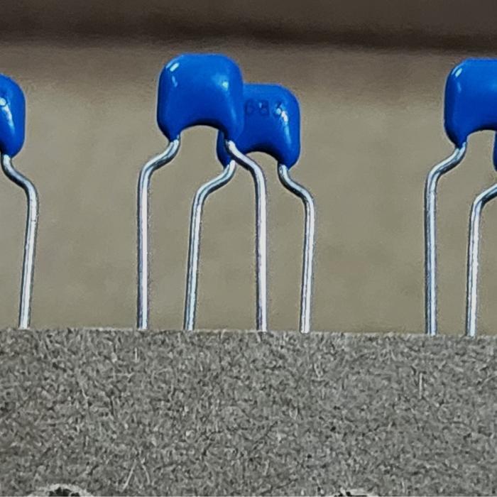 Kapasitor Mylar  Milar 68nf 100V 683 Capatronics ORI - Harga per 10pcs