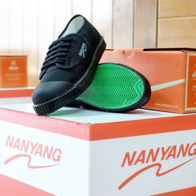 NANYANG SEPATU TAKRAW ORI ORIGINAL 100% THAILAND ( COD)