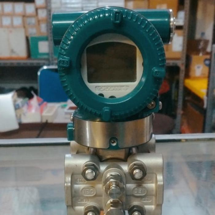 Pressure transmitter YOKOGAWA EJA110E JMS5G-81DDN/SF2/D4/MO1/T12