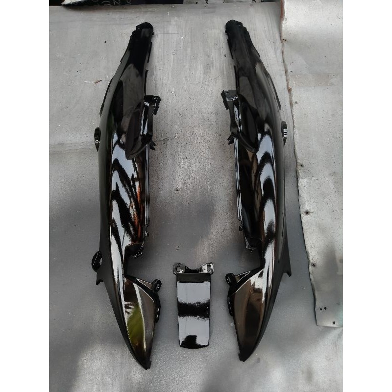 Body Samping Jupiter Z Lama Hitam Berkualitas