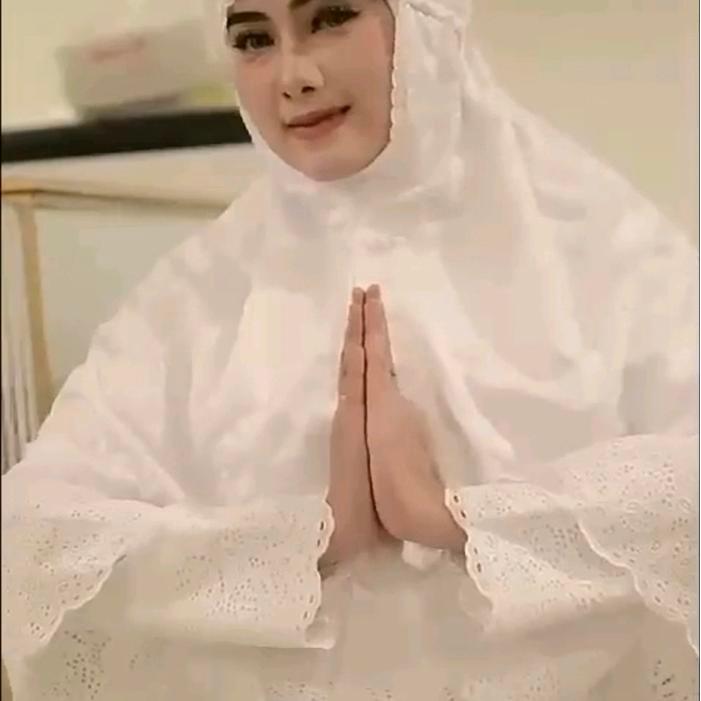 Gamis Kumplit semi Sutra