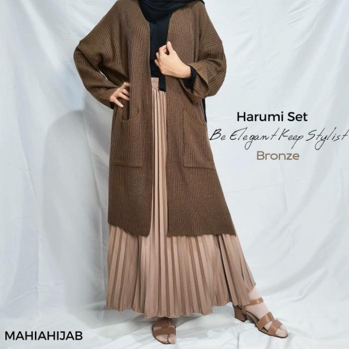 Harumi Set (Long Cardigan + Rok Plisket) korean style outfit by mahiahijab - 1Set Bronze, Allsize