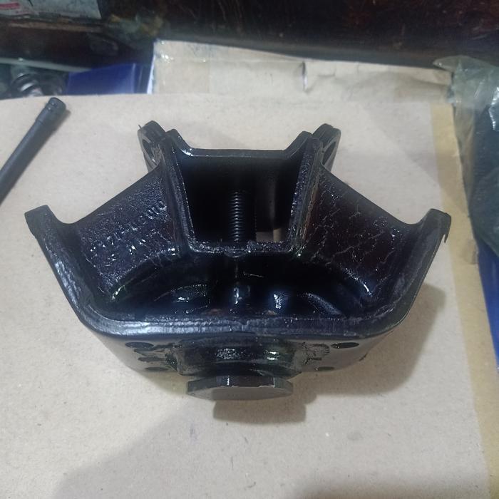 MONTING TRANSMISI CORONA 2000CC 18R RT132 BERMUTU