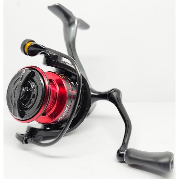 Reel Pancing GoStrike Versus BLADE 1000 - 6000 (7 Seal Bearing) New Power Handle - Merah, 1000