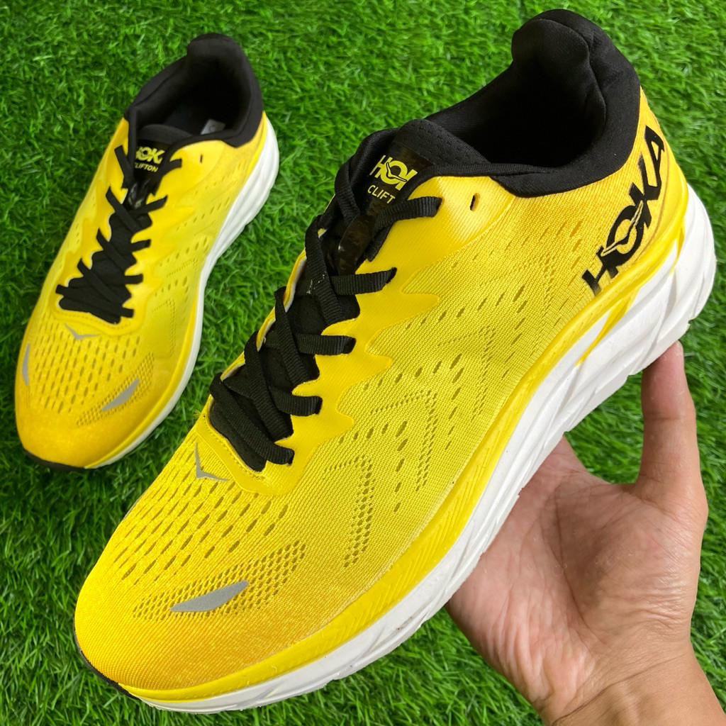 HOKA One One Clifton 8 Running shoes ukuran 42