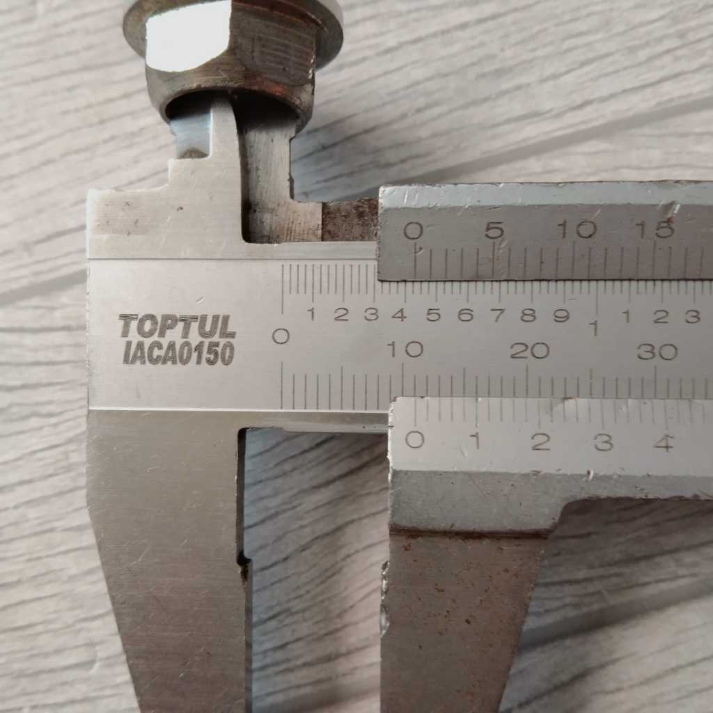 MUR KOPLING MESIN MOTOR VESPA NEW OLD STOCK  MUR KOPLING MESIN MOTOR VESPA NEW OLD STOCK