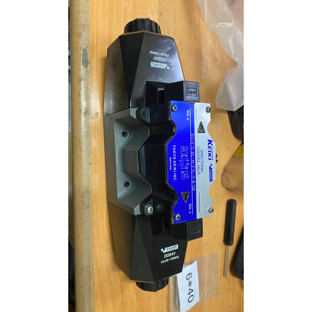 SELENOID VALVE TOKIMEC DG4V-5-8C-M-P7L-H-7-50 / solenoid tokyo keiki