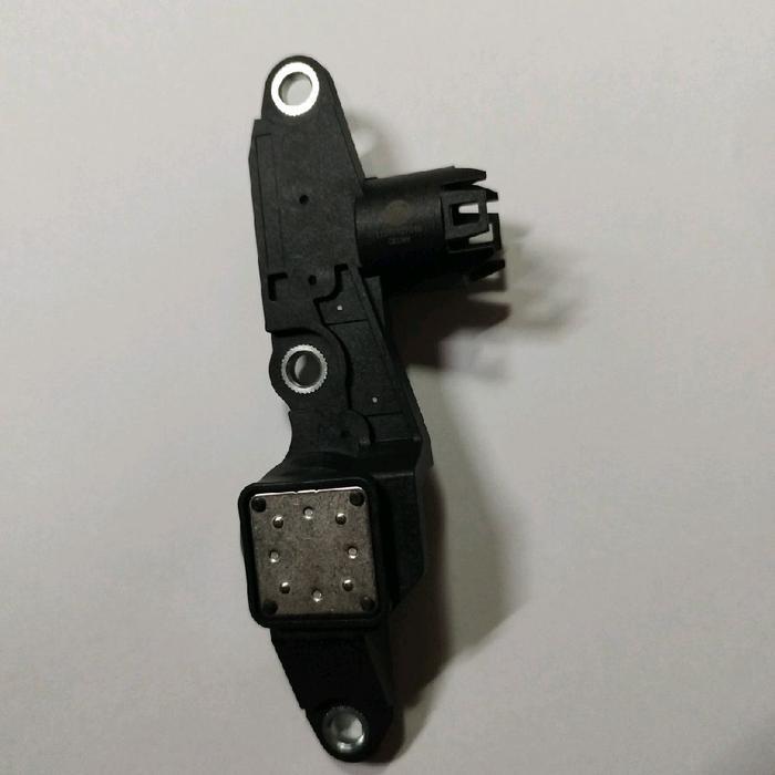 TERMURAH eccentric Shaft sensor bmw E90 e60 e46 e84 n42 taiwan ASLI