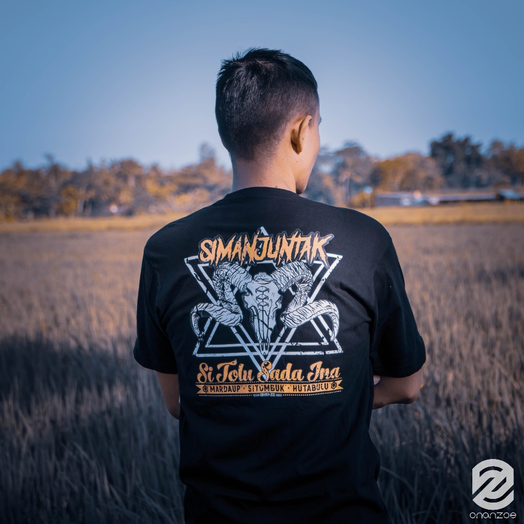 COD SIMANJUNTAK – Kaos Simanjuntak T-shirt Batak Keren dengan Desain Eksklusif ONANZOE