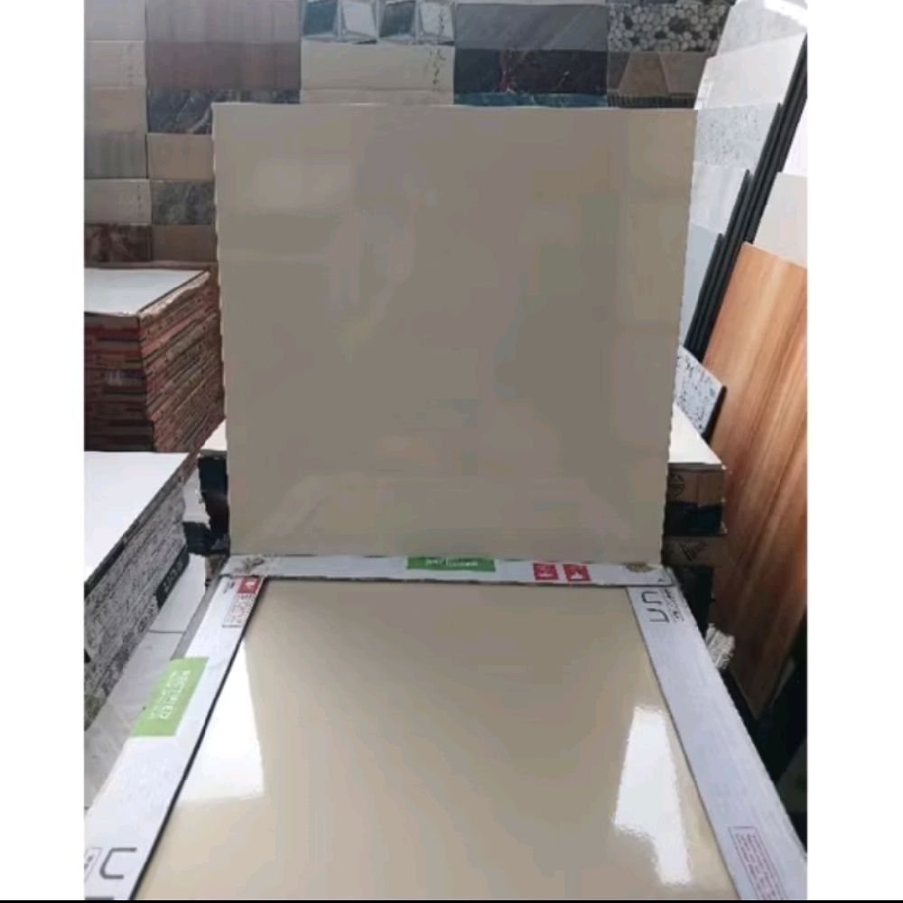 Keramik Cutting Lantai Dan Dinding 50x50 Cream Polos Kilap | Licin | Golssy Product Uno