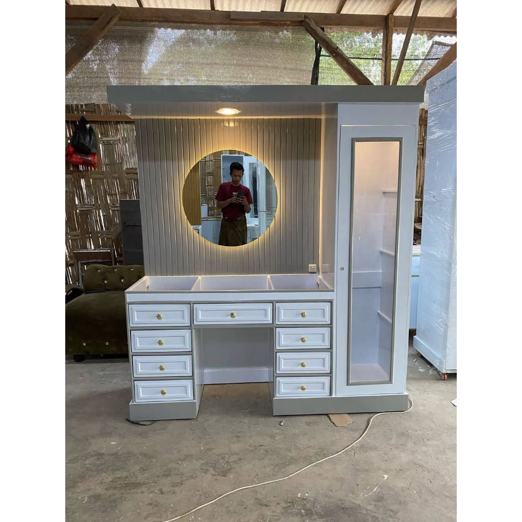 MEJA RIAS LAMPU / MEJA RIAS MINIMALIS