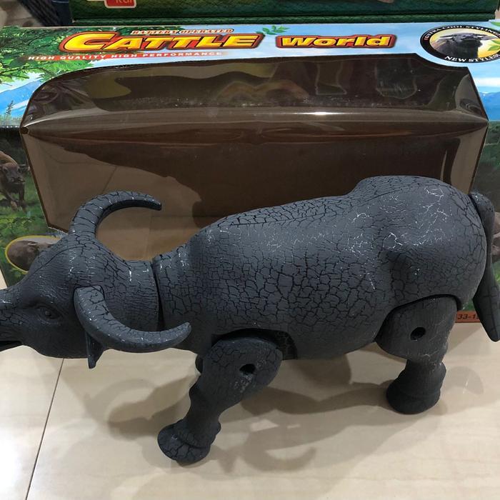 Mainan Kerbau anak berjalan dan suara - Kerbau Kecil