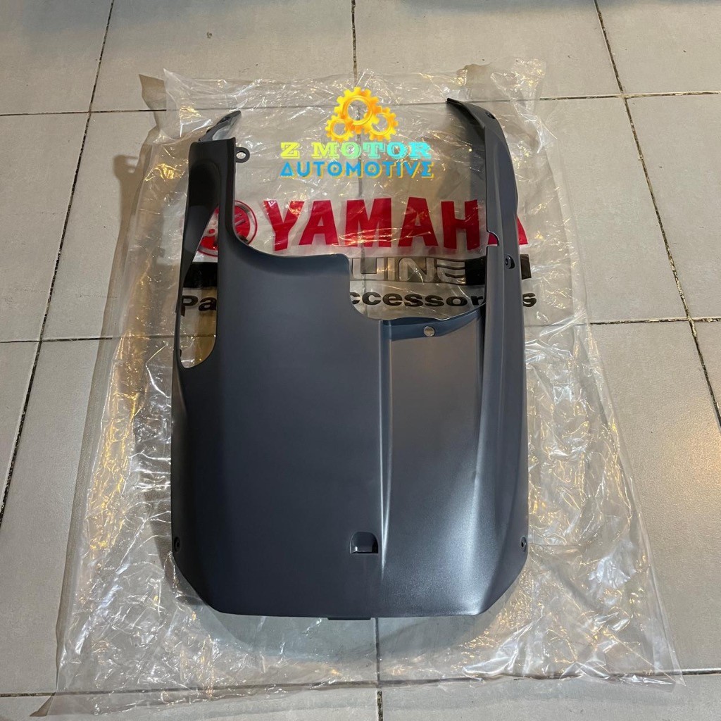 Dek kolong Mio Sporty Smile Body Kasar Cover Lower Warna Abu-Abu Gelap Original Yamaha 5TL-F8385-D0