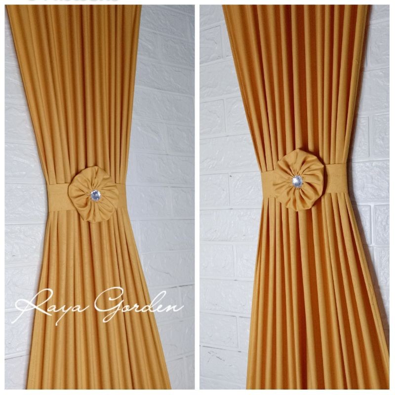 [READY] R .Y RY gorden kupu kupu untuk jendela minimalis warna gold(kuning emas)