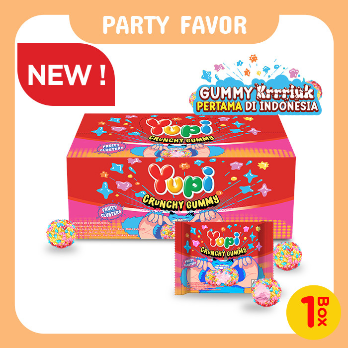 Yupi Crunchy Gummy Fruity Clusters Display Box
