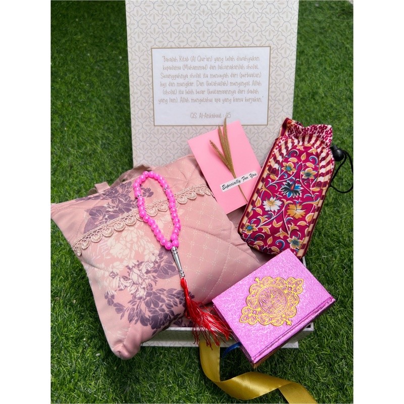 Paket Alat Sholat/hampers alat sholat/Hampers pernikahan/hampers ulang tahun/kado ultah/kado ulang t