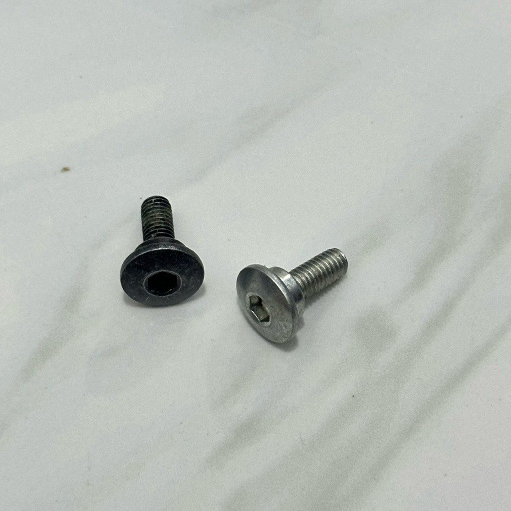 90106-MM4-000 Baut L Sayap Tangki Screw Pan 6X14 CB 150 R Old LED Cbr  Cover body L baut 10.