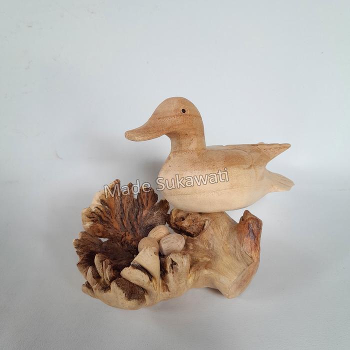 Patung kayu sarang bebek bertelur kerajinan hiasan ukiran handmade - Bebek bertelur