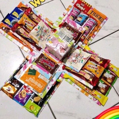 new - Explosion Box Snack 3 Layer Isi Snack Beragam