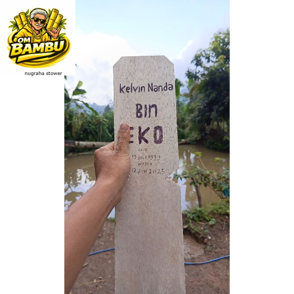 papan nisan kayu Tulisan dan polos