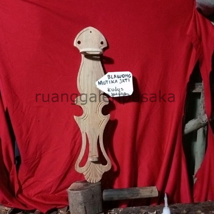 blawong keris tempel tembok RGP4565