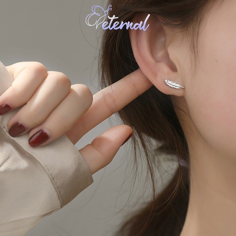 Eternal Anting Tusuk Daun dan Bulu yang Modis