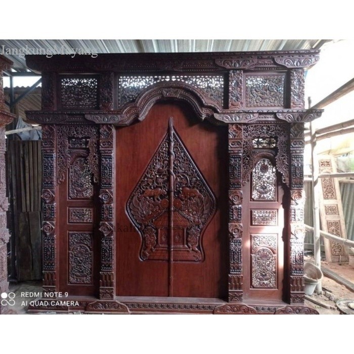 pintu gebyok ukir jepara / pintu ukir jati / pintu kayu / kusen pintu murah