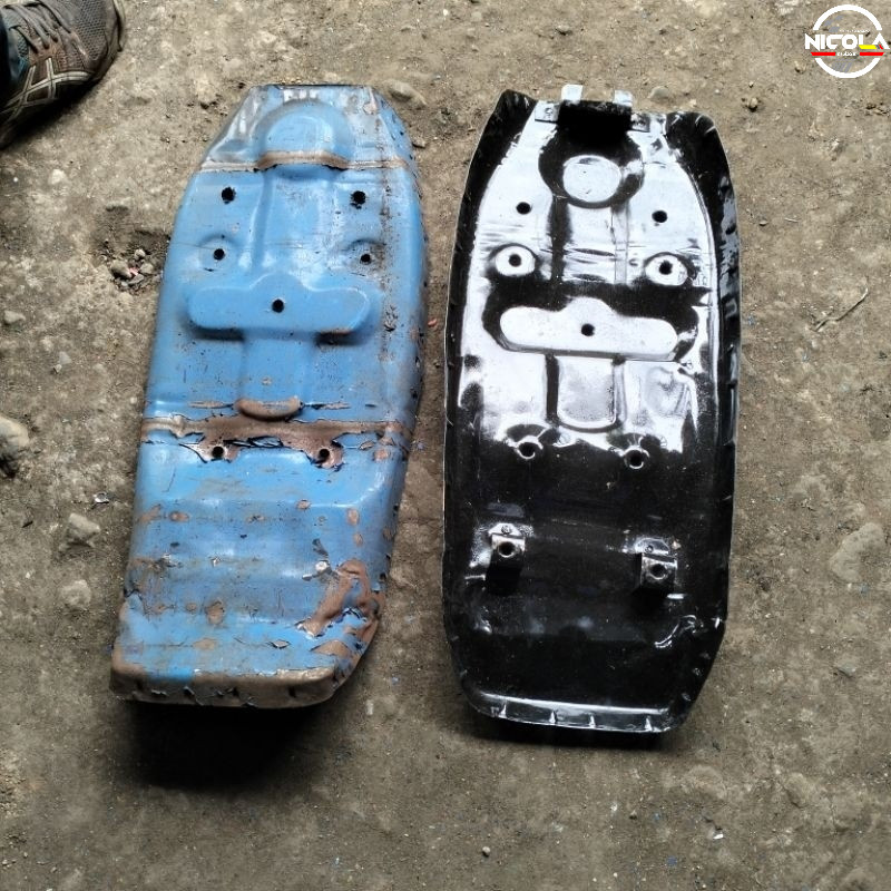 PLAT DASARAN DUDUKAN JOK MOTOR SUZUKI A100 ECONOS