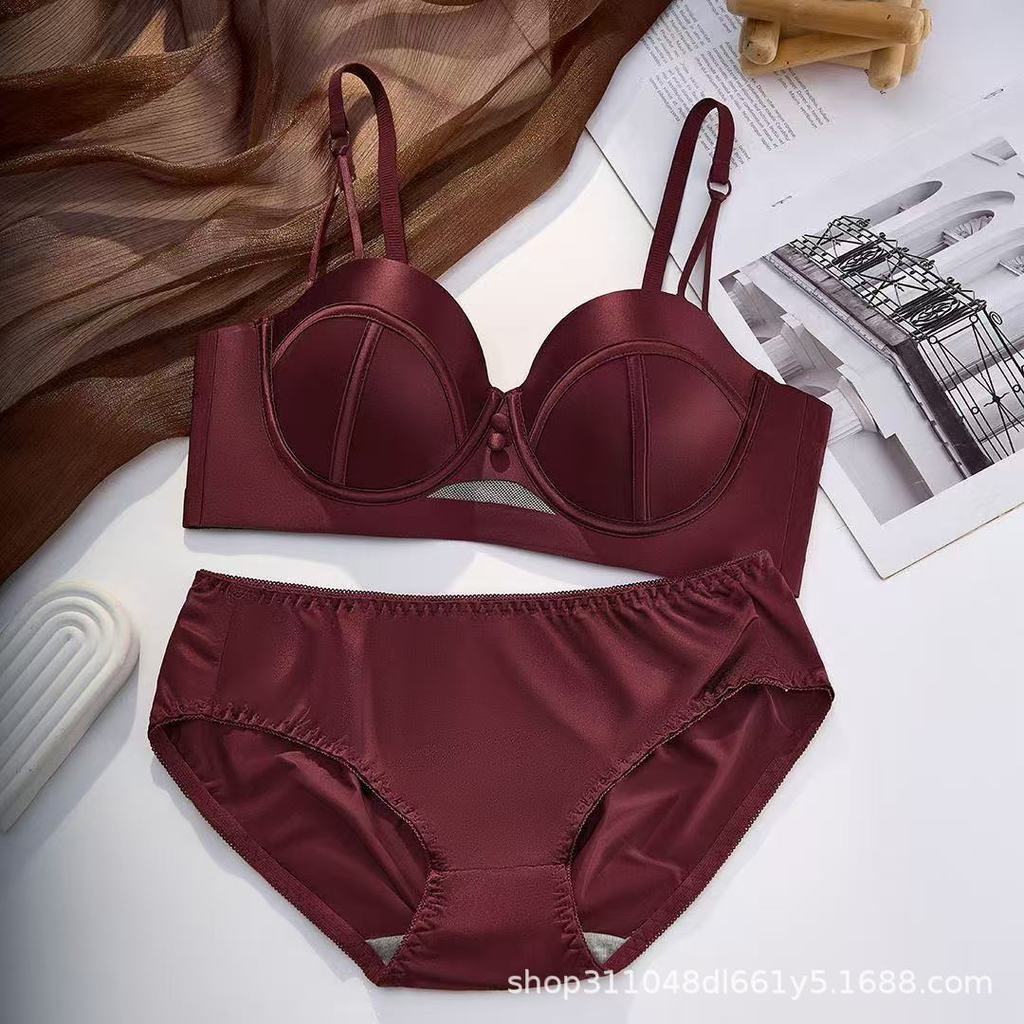 Gentle Trap COD  Bra satin dengan desain punggung cantik, tanpa kawat, push-up, anti-kendur, pakaian