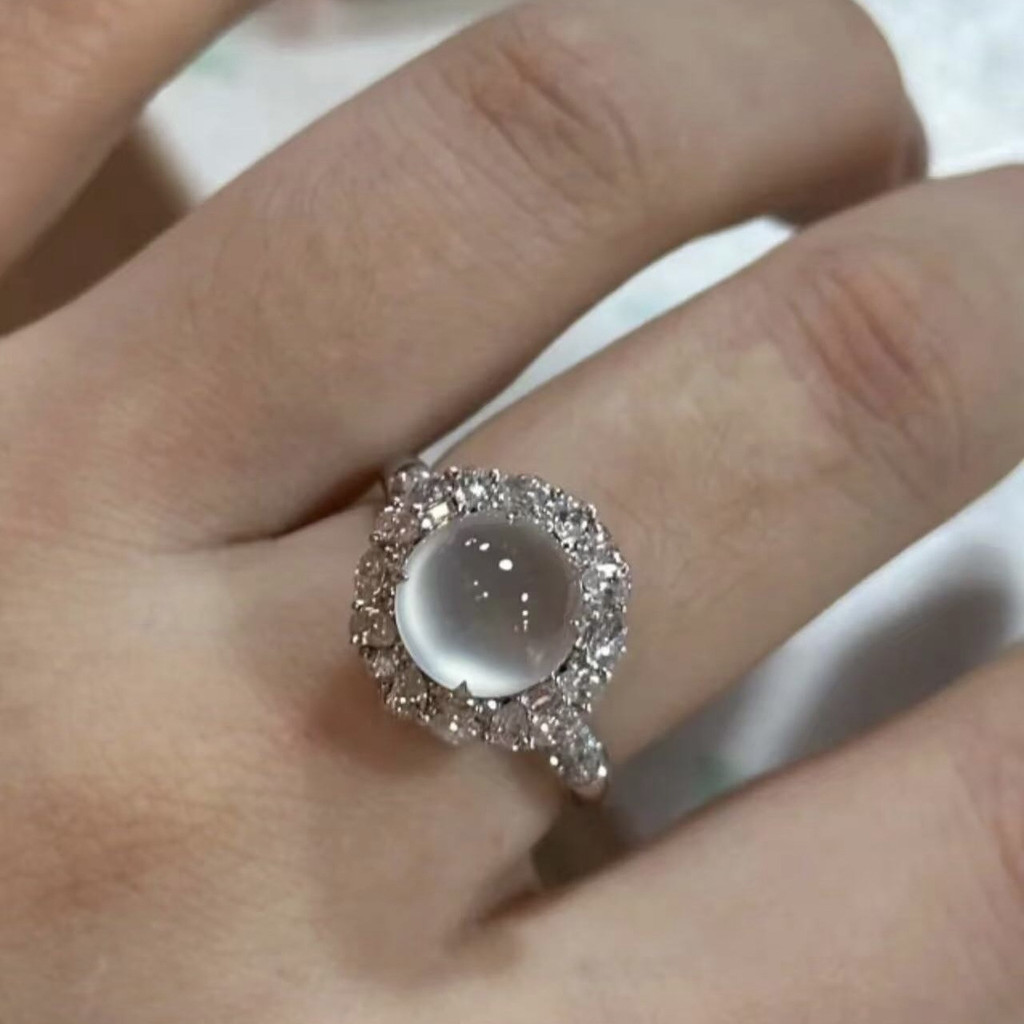 Cincin cabochon giok putih alami kualitas A dari Burma dengan inlay emas 18k cincin giok asli untuk 