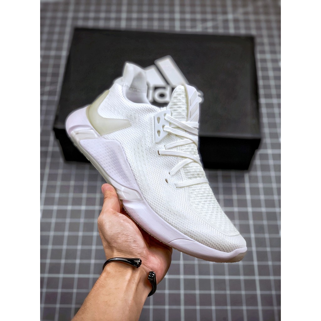 Alphabounce edge xt 
Sepatu olahraga pria dan wanita baru Alpha Out