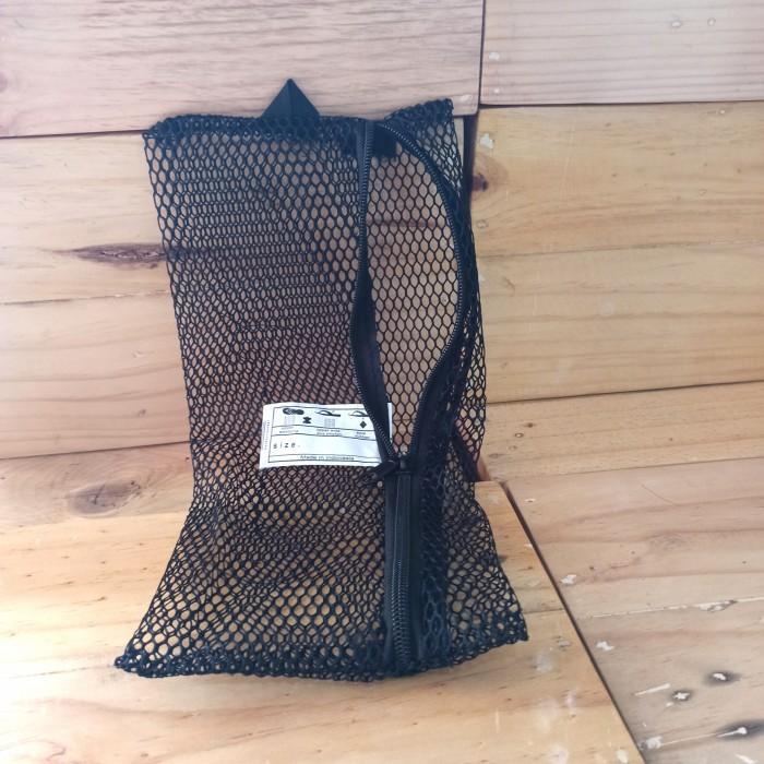 TAS JARING SANDAL TEMPAT PENYIMPANAN UNIVERSAL