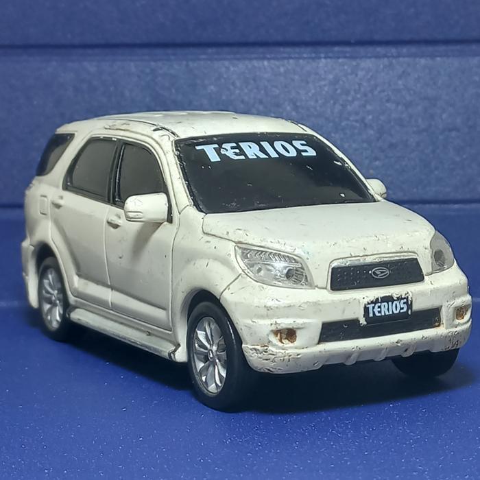 Diecast Terios Rush body plastik 1:36