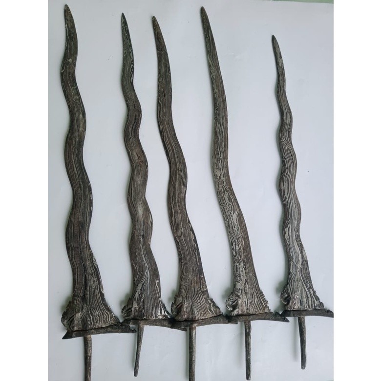 pusaka bugis junjung drajat ecer