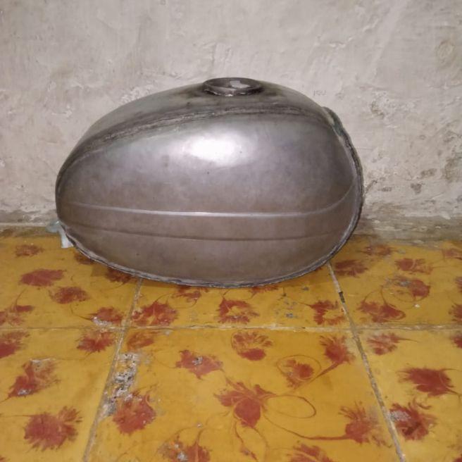 [GM] tangki jialing kancil CUSTOM MURAH MOTOR CUSTOM Tangki motor Tangki Motor Custom Mentah Bahan P