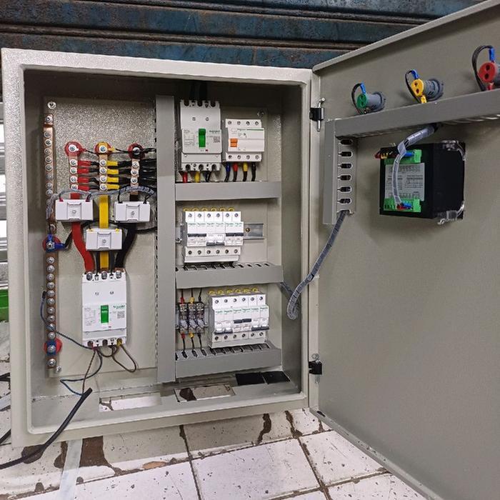 Panel Distribusi 3phass 50A Power Meter Digital