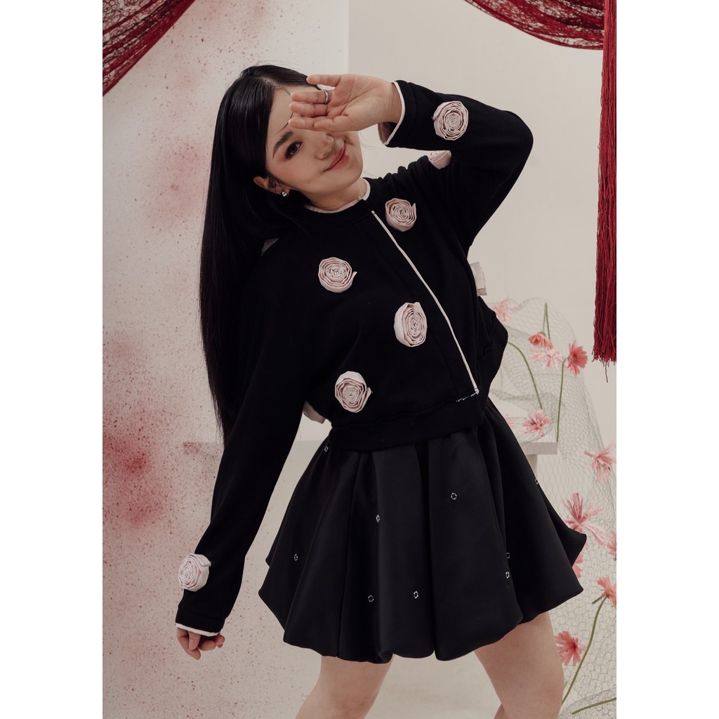 ARRAY ID - FLORYN TOP (ARRAY FIRST BLOOM)