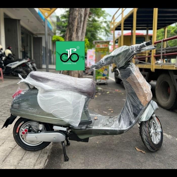 Sepeda Motor Listrik Uwinfly T3 (Vespa) 72v/20ah 1200watt double disc