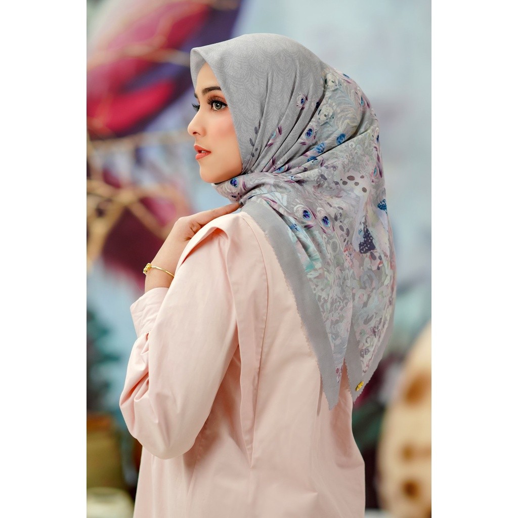 Buttonscarves The Ederra Voal Square - Glacier