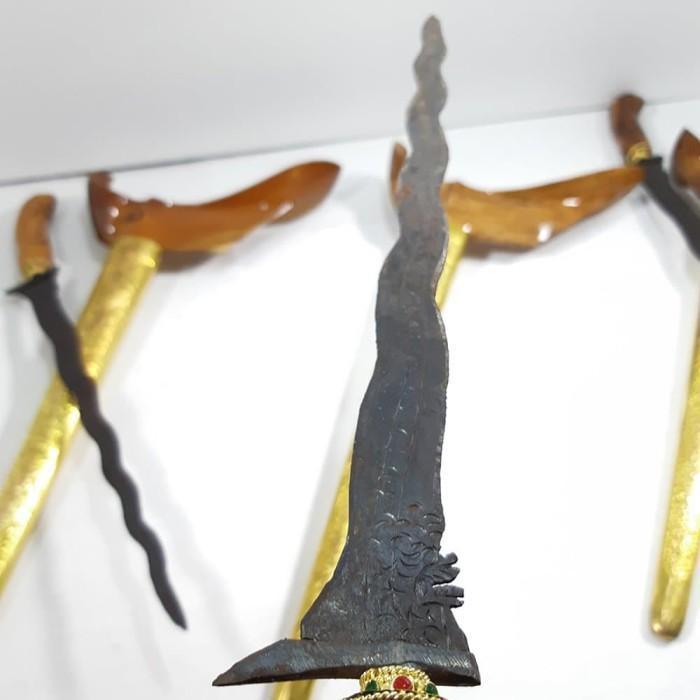 Pusaka Manten Tipis Warangka Ladrang Jogja