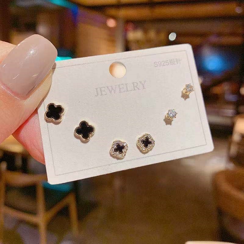 S925 jarum perak anting semanggi berdaun empat anting anting wanita set tiga potong