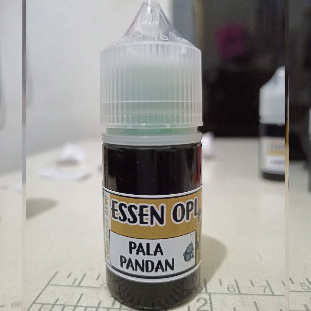 ESSEN OPLOSAN GARUT - PALA PANDAN