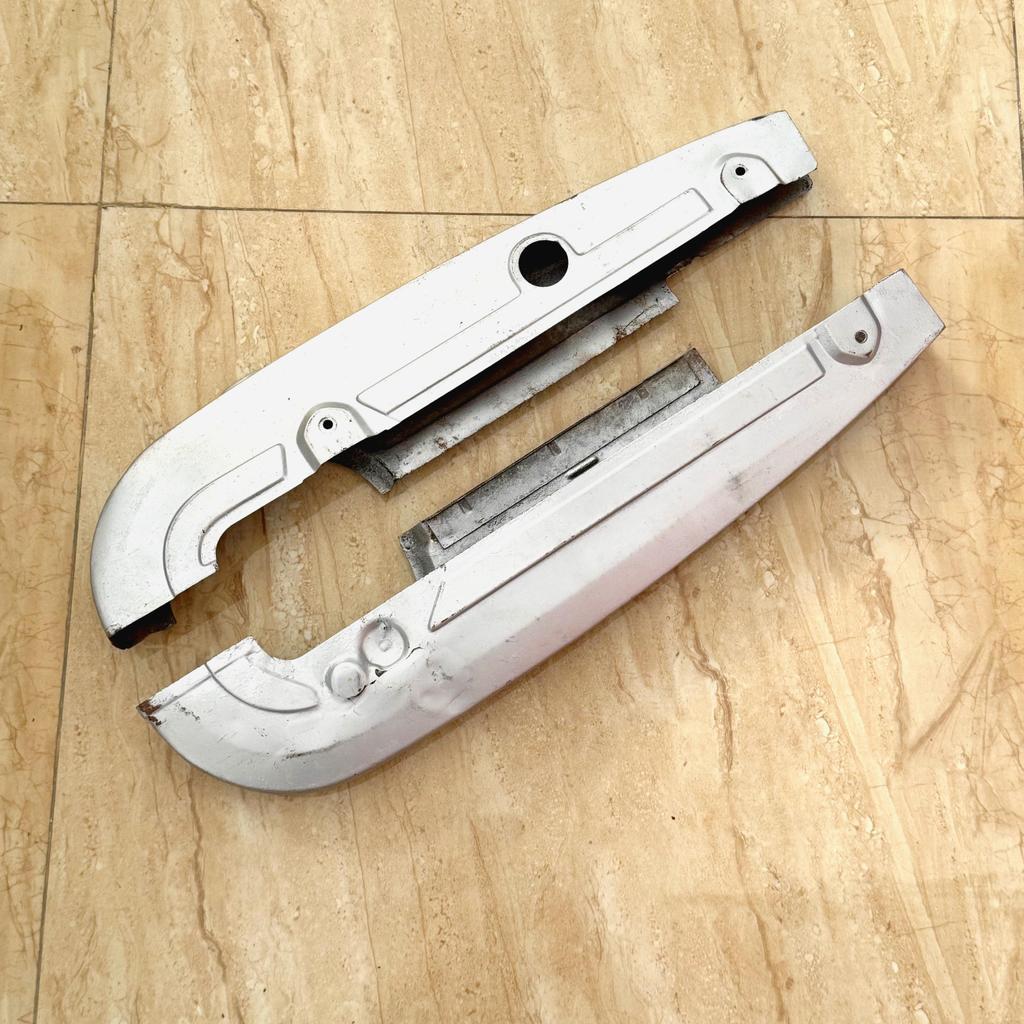 Tutup Rantai Alfa 2 R Katengkas SILVER YAMAHA ORI BEKAS COPOTAN