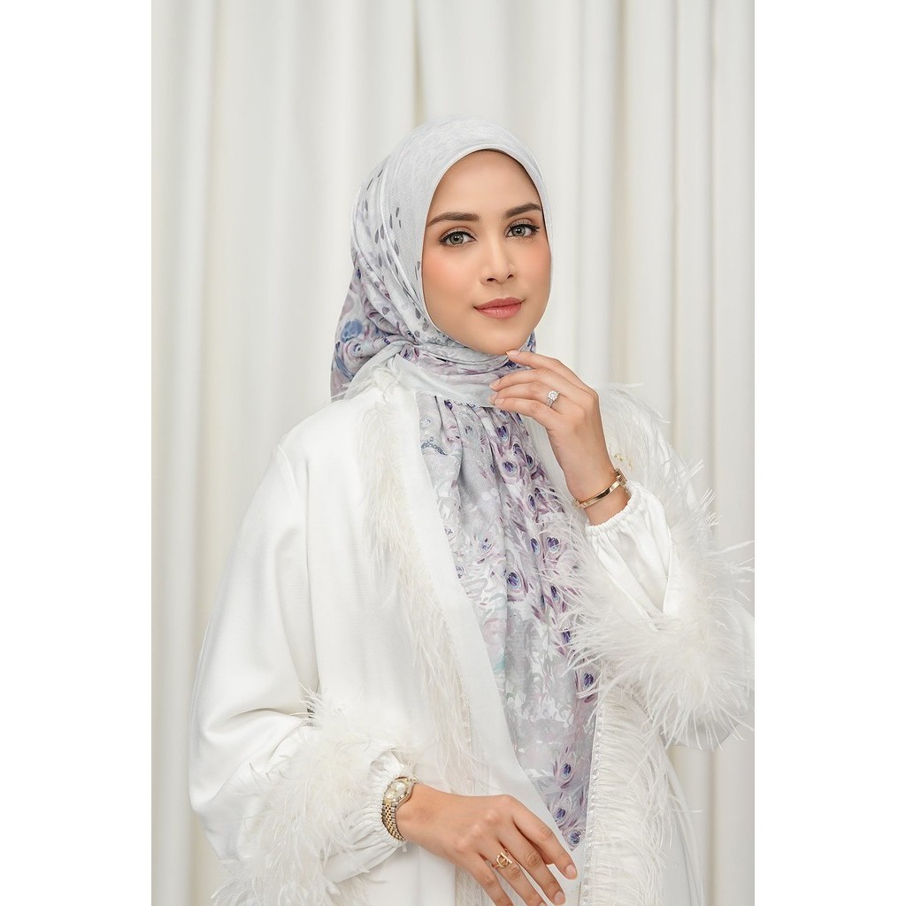 Buttonscarves The Ederra 2.0 Voile Square XL - White